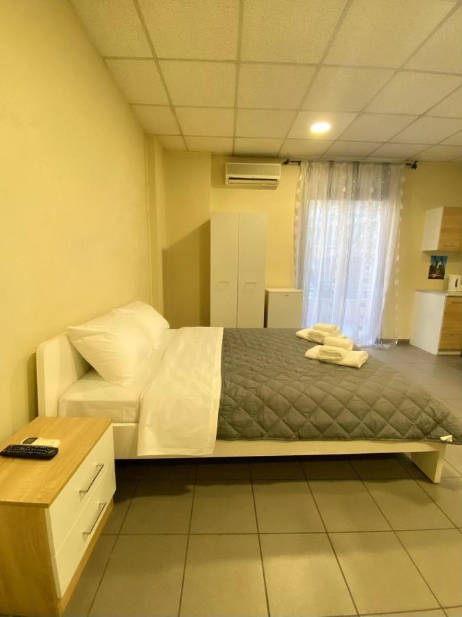 Dima Rooms And Apartments Athen Eksteriør billede