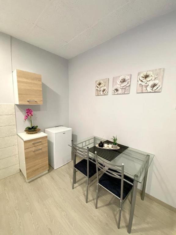 Dima Rooms And Apartments Athen Eksteriør billede